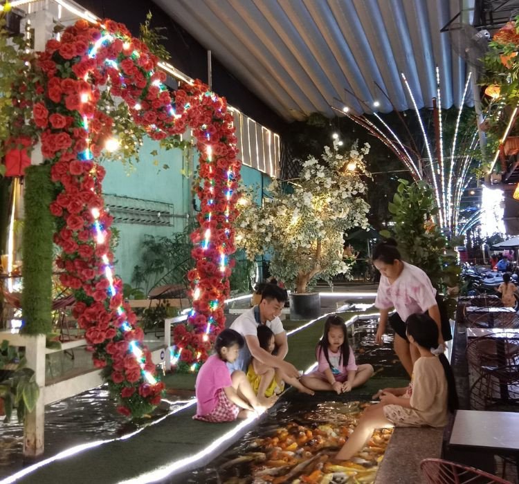 Coffee Anna Koi Garden với cách trang trí thơ mộng