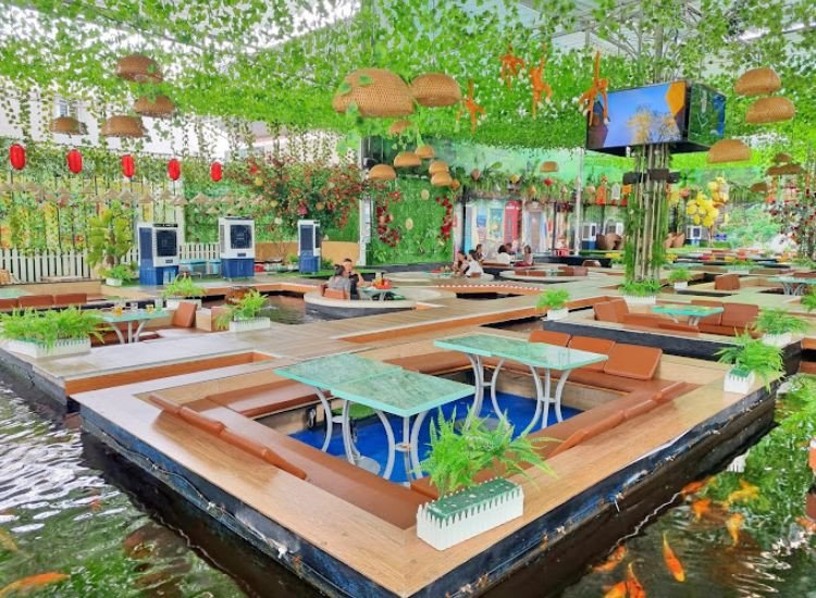 View đậm chất trà đạo Nhật Bản của Koi Garden Coffee tại Quận 5