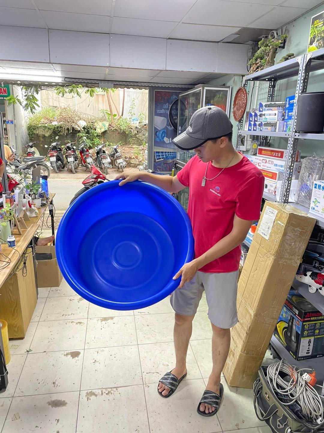 Thùng nhựa nuôi cá cũ chất lượng tốt được nhiều người lựa chọn