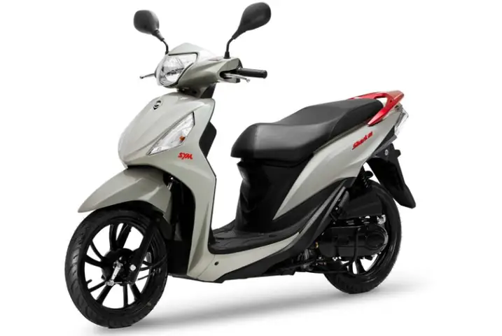 Bên Cạnh Thiết Kế Ấn Tượng, Shark 50 Còn Có Động Cơ Mạnh Mẽ Và Các Trang Bị Tốt Cho Nhu Cầu Di Chuyển Hàng Ngày.