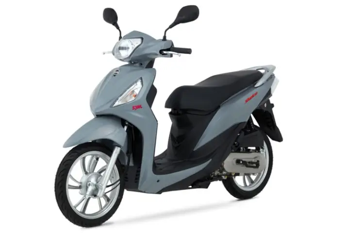 Bên Cạnh Thiết Kế Ấn Tượng, Shark 50 Còn Có Động Cơ Mạnh Mẽ Và Các Trang Bị Tốt Cho Nhu Cầu Di Chuyển Hàng Ngày.