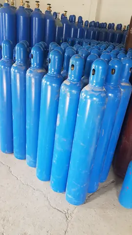 Đổi Bình Khí Oxy Cho Cá Và Hải Sản Tươi Sống