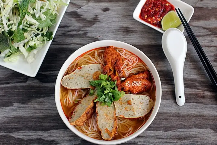 Cá Bảy Màu Quy Nhơn: Hướng Dẫn Chi Tiết Từ A-z Về Chọn Mua, Nuôi Dưỡng & Bảo Vệ