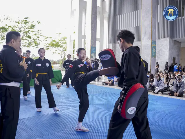 Cá Cảnh Văn Hiến