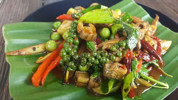 Cá Chình Biển Làm Gì Ngon?
