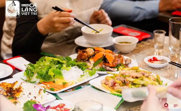 Khám Phá Thực Đơn Cá Lăng Đa Dạng Hấp Dẫn Tạinhà Hàng Cá Lăng Việt Trì Việt Hưng