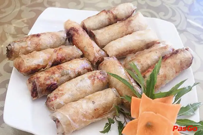 Món Cá Lăng Trộn Hành Tím Lạ Miệng Với Vị Mềm Ngọt Của Thịt Cá Hòa Quyện Trong Vị Hăng Nhẹ Của Hành Tím Và Các Gia Vị