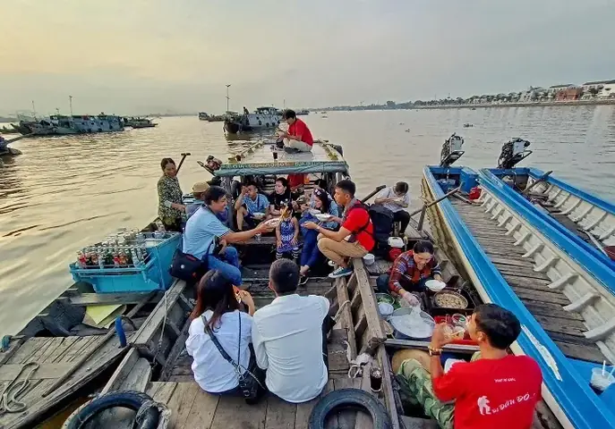 Chợ Nổi Long Xuyên