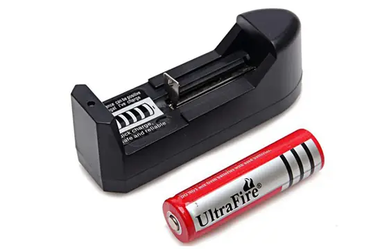 Cóc Sạc Đen Có Đèn Led 1 Cổng Usb 5v 0.5a Dòng Chuẩn