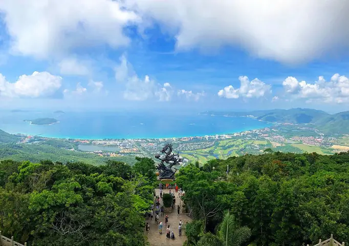 Lý Do Vịnh Tam Á Trong ‘cá Mập Siêu Bạo Chúa’ Thu Hút Du Khách Lý Do Vịnh Tam Á Trong ‘cá Mập Siêu Bạo Chúa’ Thu Hút Du Khách