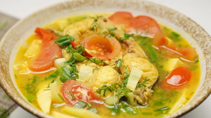 Cá Ngạnh Nấu Canh Chua