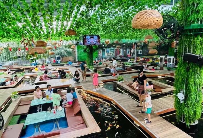 Giới Thiệu Về Quán Cà Phê Cá Koi Quận 5