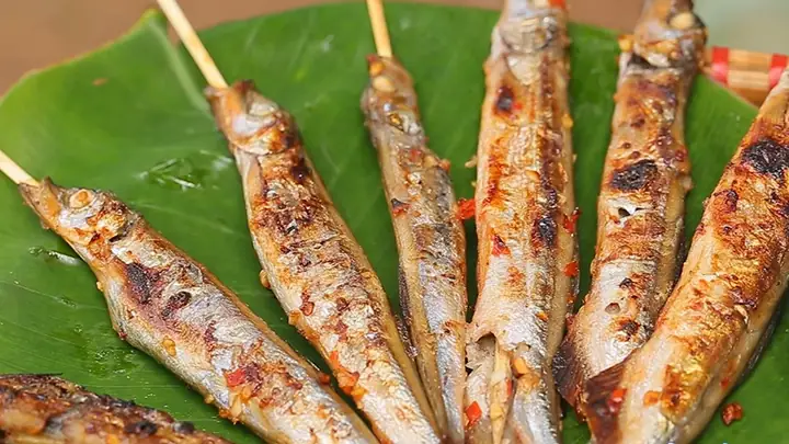 Cá Trứng Nướng Muối Ớt