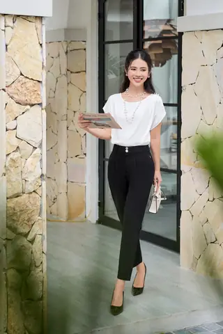 Quần Baggy Cạp Cao 2 Khuy Chất Liệu Tuyết Mưa Cardina Quần Baggy Cạp Cao 2 Khuy Chất Liệu Tuyết Mưa Cardina
