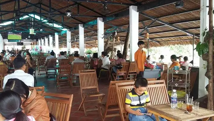 Bờ Hồ Café