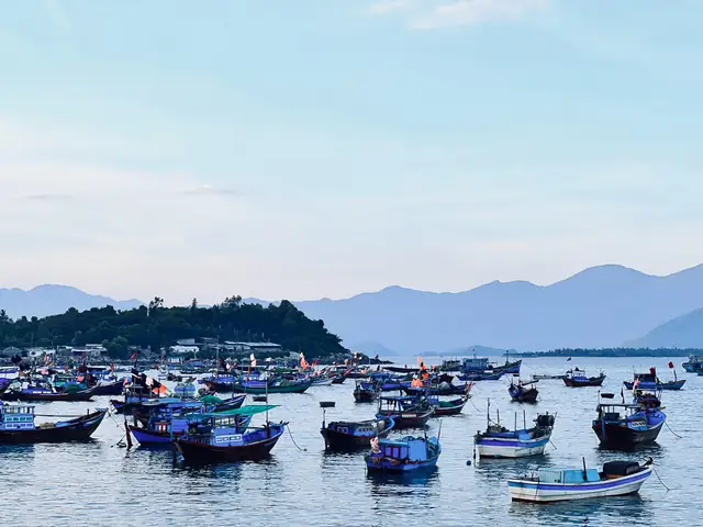 Chợ Vĩnh Lương