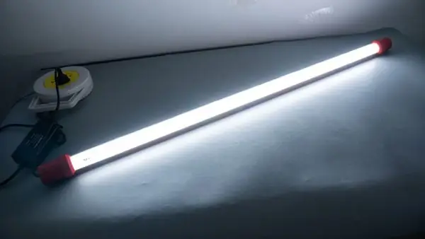 Hướng Dẫn Chọn Và Sử Dụng Đèn Tanning Cho Cá Rồng Hiệu Quả Nhất