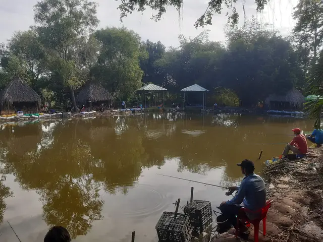Hồ Câu Ngọc Dân