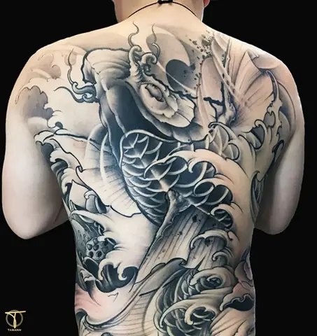 Mẫu Xăm Cá Chép Ở Lưng
