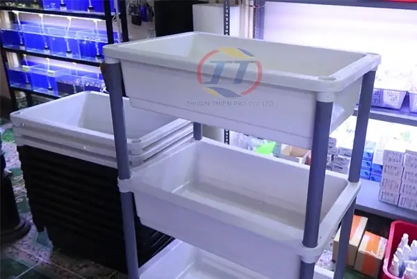 Khay Nhựa Trắng Nuôi Cá