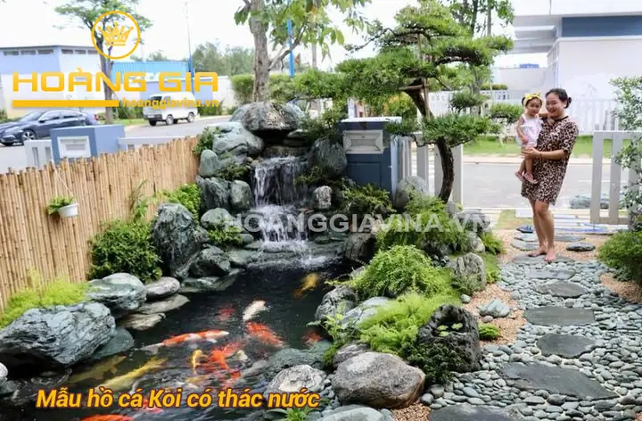 Mẫu Hồ Cá Koi Ngoài Trời Đẹp Có Thác Nước