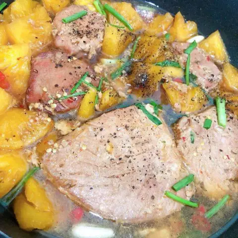 Cá Cờ Kiếm Kho Dứa