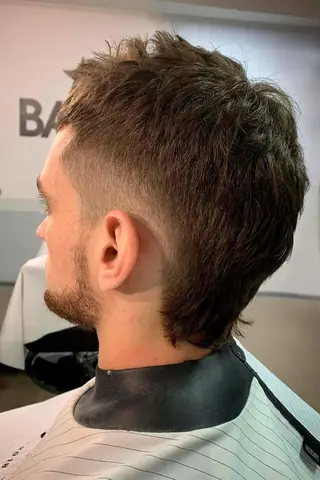 10.short Mullet