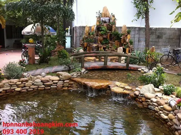 Tại Sao Nên Có Hòn Non Bộ Trong Bể Cá Cảnh?