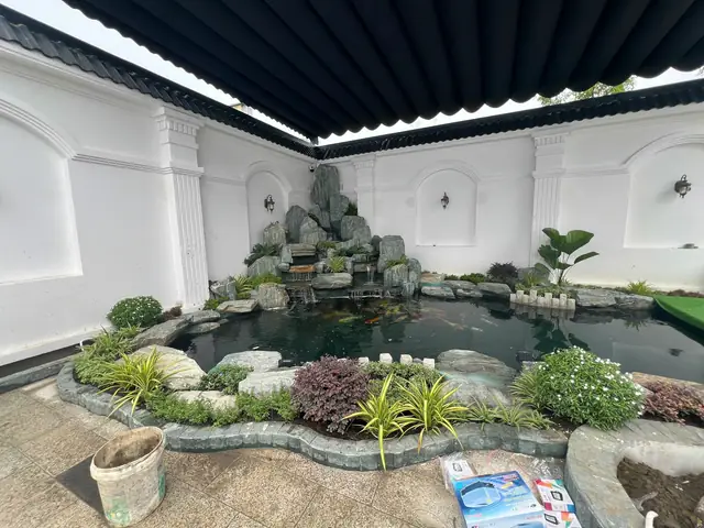 Những Kiểu Dáng Của Hồ Cá Koi