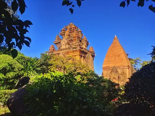 Hướng Dẫn Vẽ Tranh Khánh Hòa Bằng Màu Nước