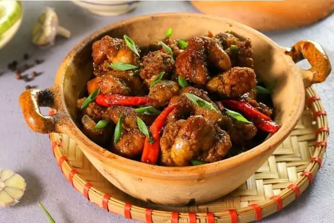 Trứng Cá Trắm Cỏ: Giá Trị Dinh Dưỡng, Công Dụng, Cách Chọn Mua Và 5 Món Ngon Không Thể Bỏ Qua