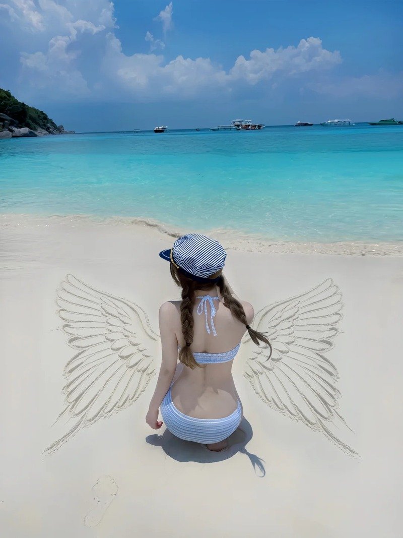 ảnh gái mặc bikini che mặt 16