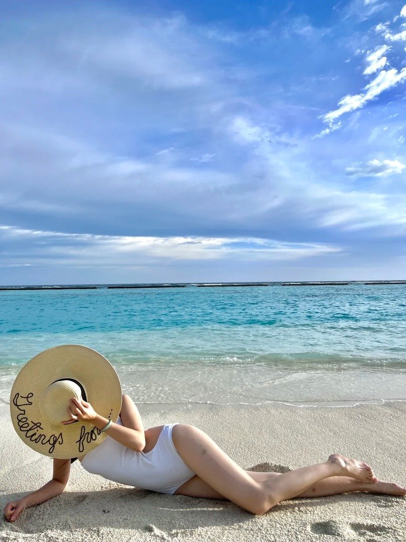 ảnh gái mặc bikini che mặt 4
