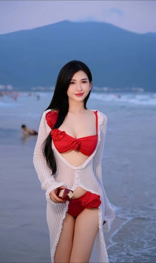 ảnh gái xinh bikini biển 6