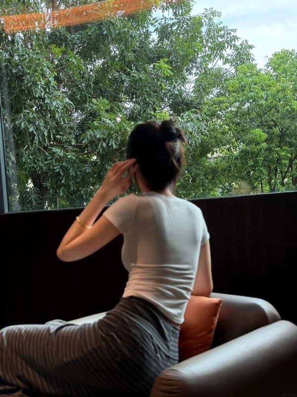 ảnh gái xinh che mặt 2011 30