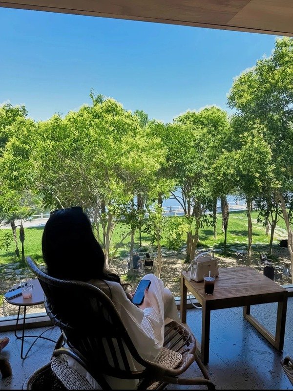 ảnh gái xinh che mặt 2011 4