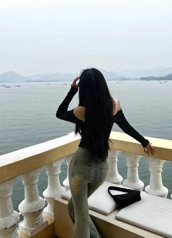 ảnh gái xinh che mặt 2012 9