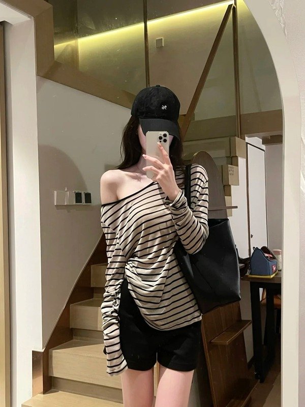 ảnh gái xinh che mặt 3