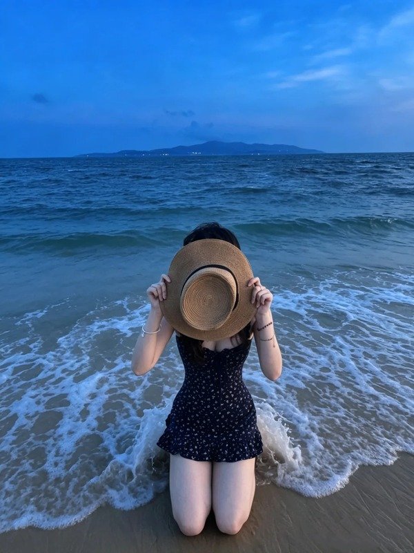 ảnh gái xinh che mặt 37
