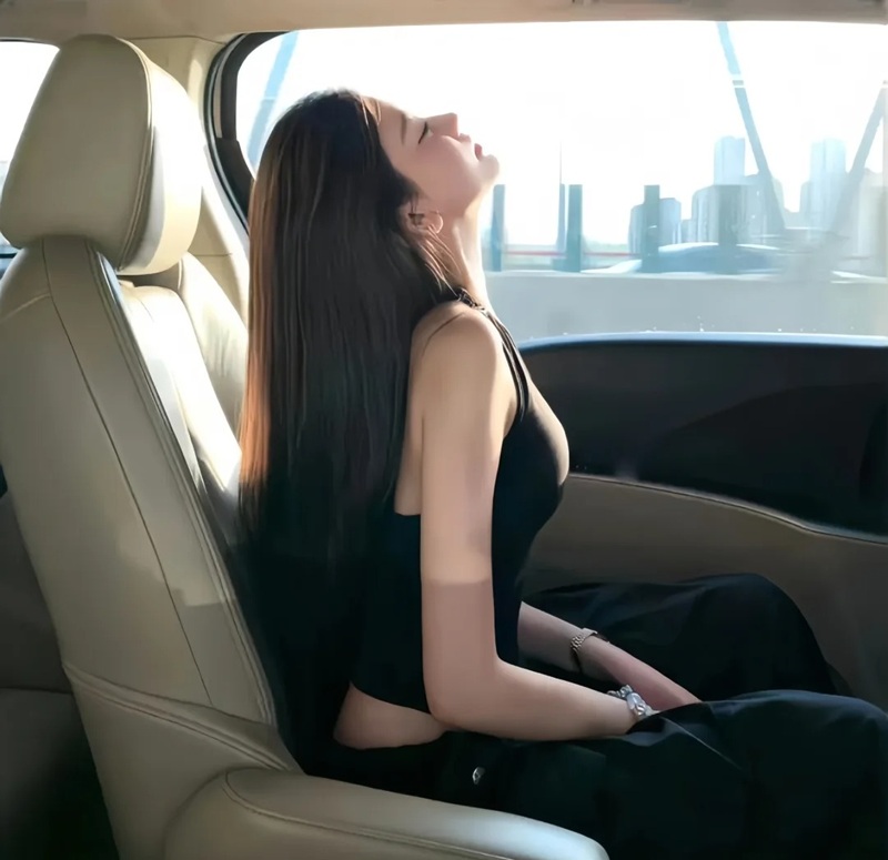 avatar ảnh gái xinh ngầu 36