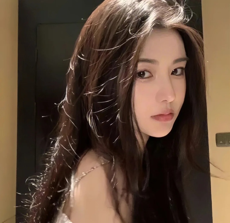 avatar ảnh gái xinh ngầu 37