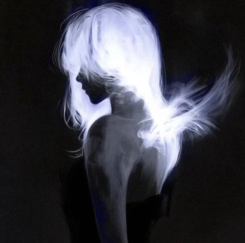 avatar anime nữ ngầu 13