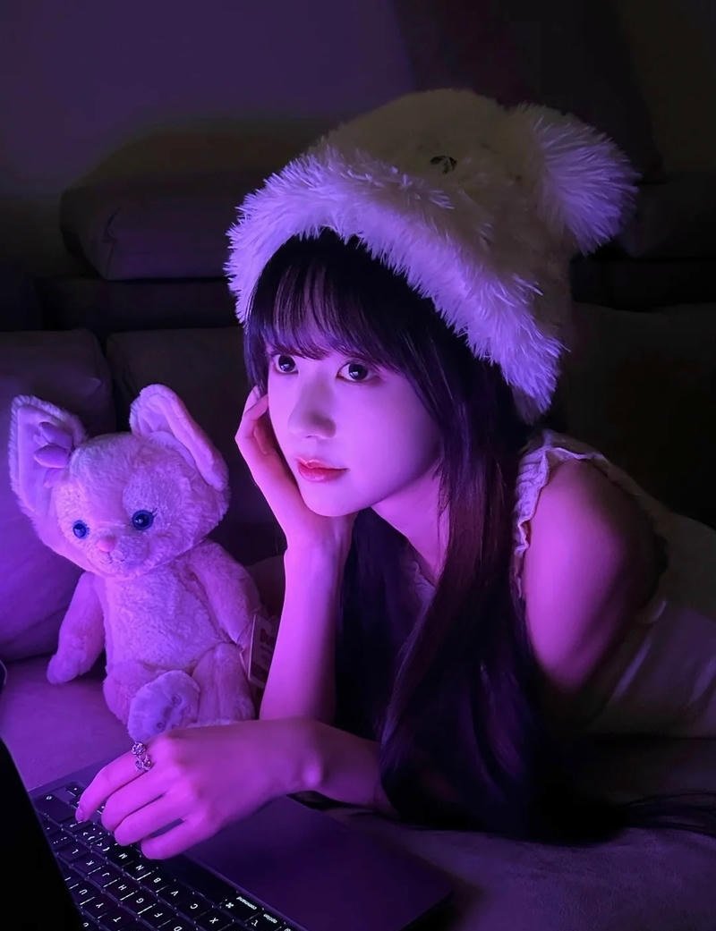 avatar màu tím cute 9