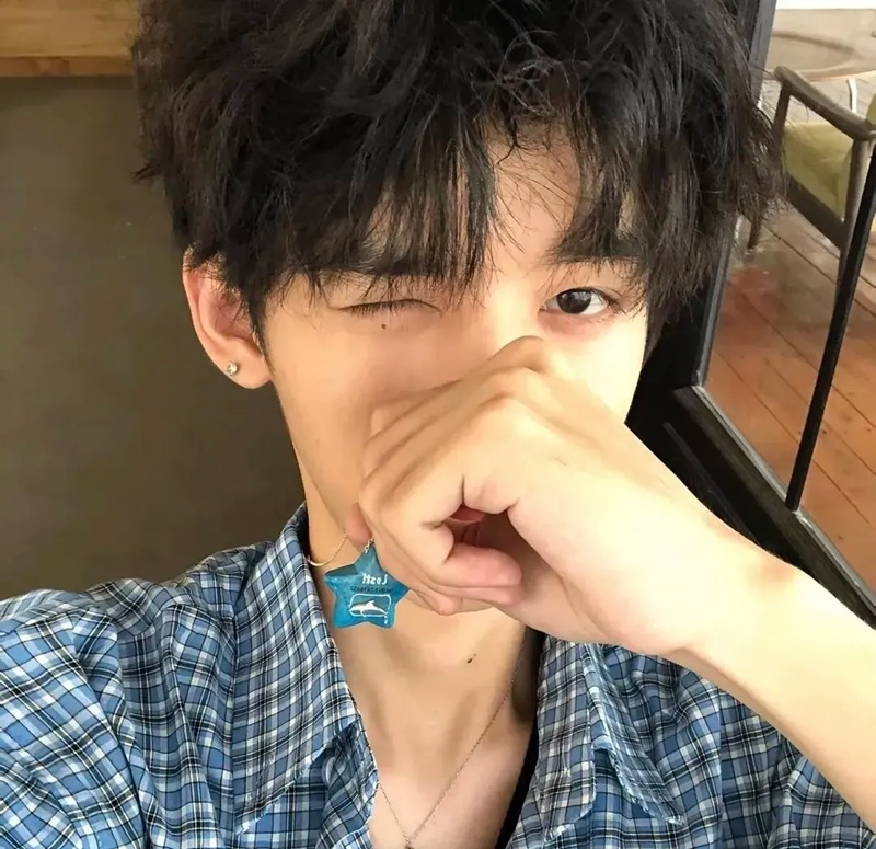 avatar màu xanh dương ngầu 2