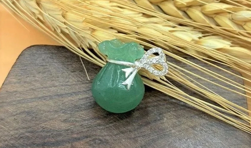 Đá Aventurine thu hút may mắn và tài lộc