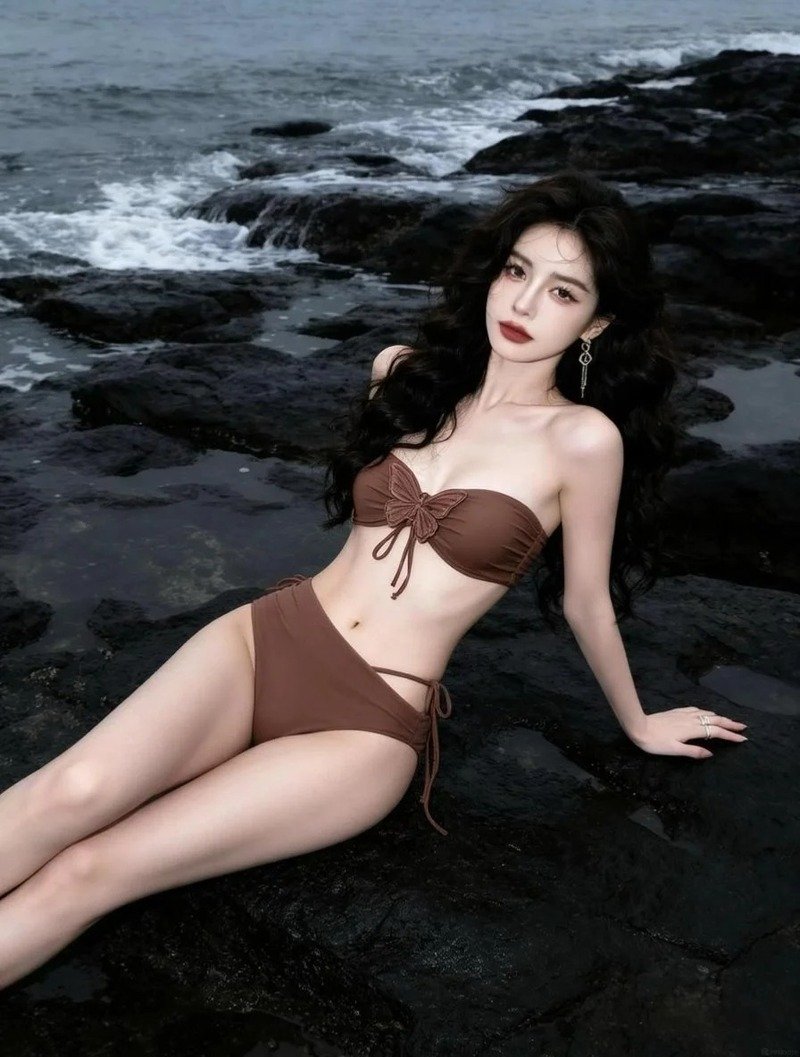 gái mặc bikini 2 mảnh 10