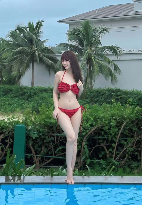 gái xinh bikini 16