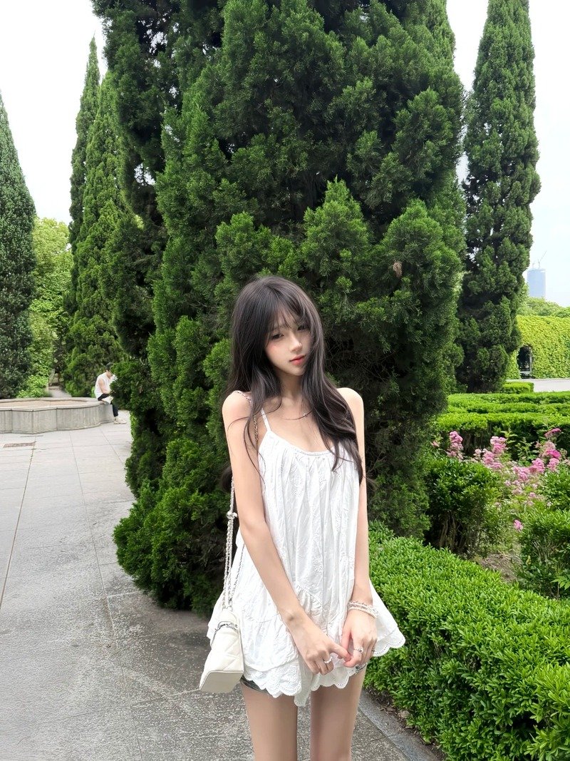 gái xinh việt nam mặc váy ngắn 20