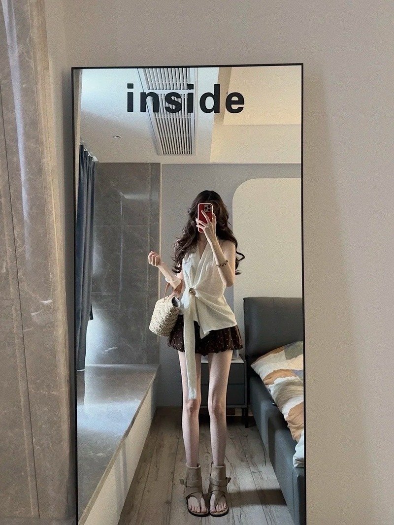gái xinh việt nam mặc váy ngắn 23