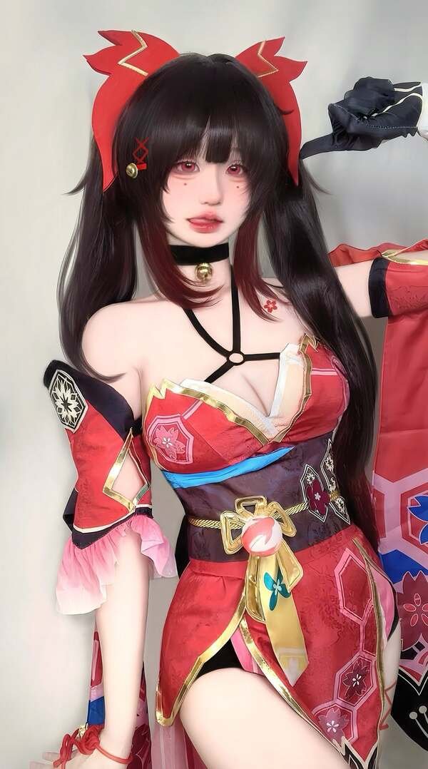 gái xinh vú to cosplay 17